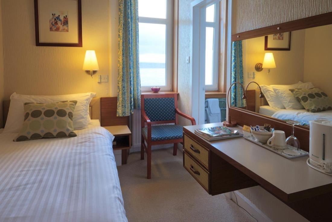 The Cedars Guest House Данун Екстериор снимка